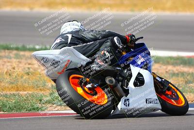 media/Apr-30-2023-CRA (Sun) [[020fcf5d43]]/Race 11-600 Expert Superbike/